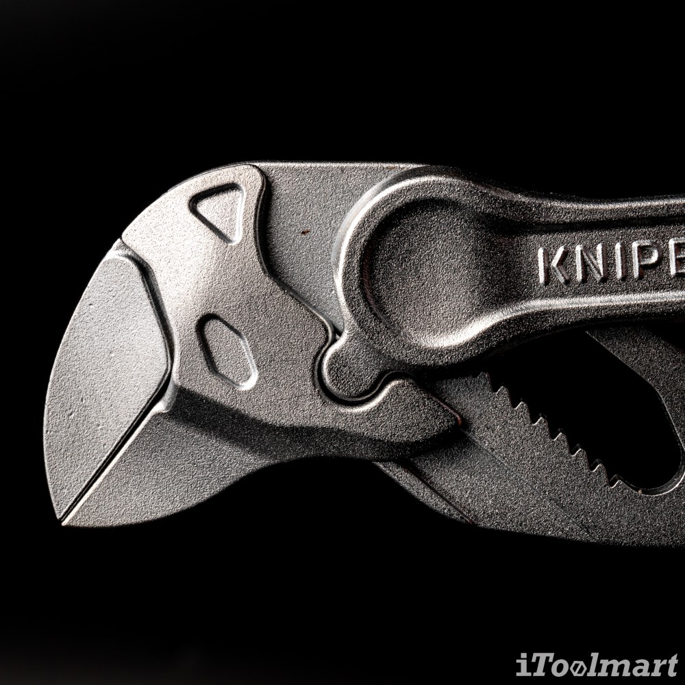 คีมคอม้า แบบพกพา KNIPEX Pliers Wrench XS 86 04 100 ขนาด 100 มม.