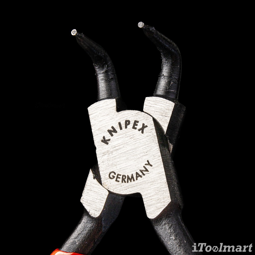 ชุดคีมหุบ-คีบถ่างเเหวนล็อคสลัก KNIPEX 00 20 04 V01  (1 ชุด/ 8 อัน) Set of Circlip Pliers