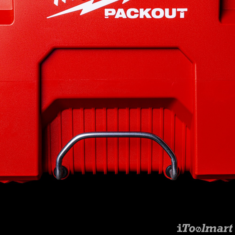 กล่องเครื่องมือ พร้อมล้อเข็น MILWAUKEE 48-22-8426 PACKOUT Rollong Tool Box
