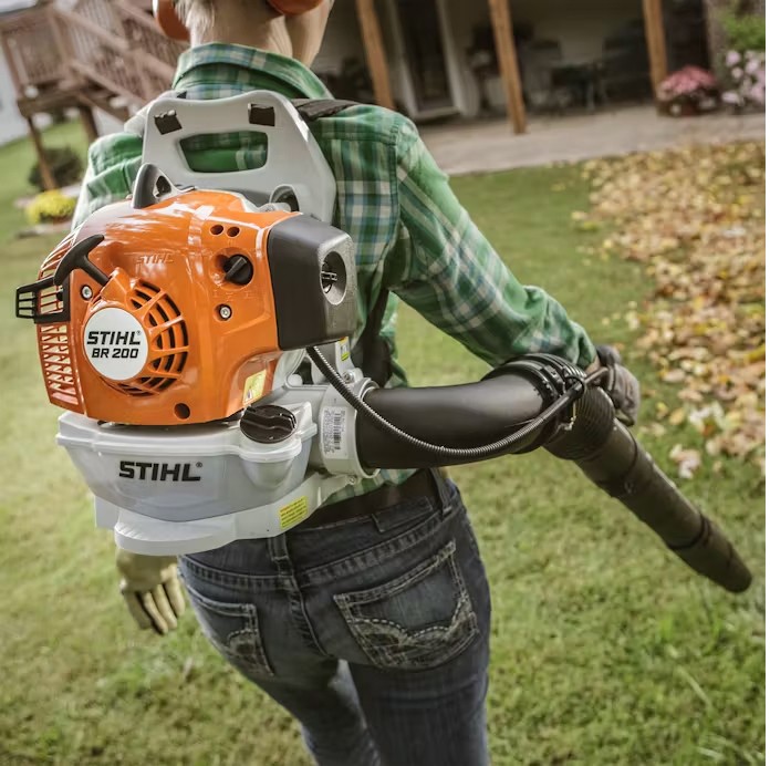 เครื่องเป่าใบไม้ STIHL BR200