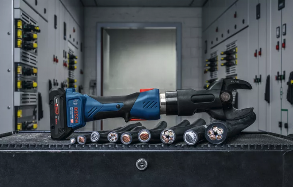 เครื่องตัดสายไฟไร้สาย BOSCH GKH 18V-50 Professional ระบบไฮดรอลิค แรงตัดสูงสุด 50 kN (ตัวเปล่า)