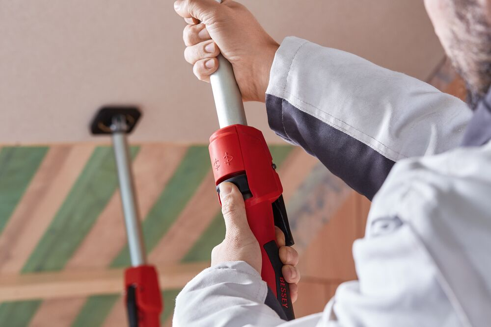 เสาค้ำฝ้าเพดาน BESSEY STE300 ปรับระดับได้ 1700 3000 มม 