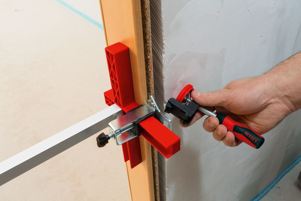 ชุดเครื่องมือแคลมป์ค้ำยัน BESSEY TU Door frame clamp ระยะ 565 1010 มม 