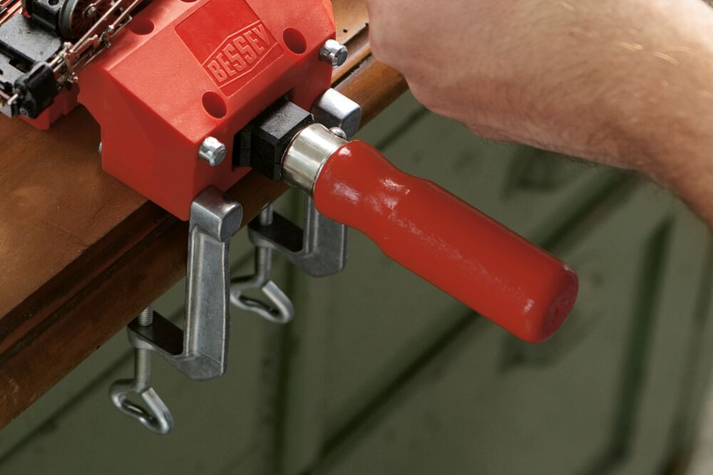 แคลมป์ล็อกยึดฐานโต๊ะ BESSEY TK6 Table Clamp