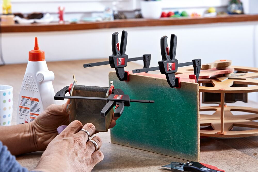 แคลมป์จับชิ้นงาน BESSEY EZL60 8 One Handed Clamp ขนาด 600 มม 