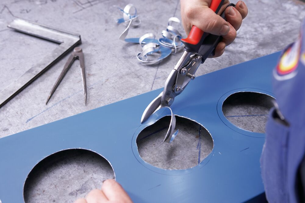 กรรไกรตัดชิ้นส่วน BESSEY D16L SB Aviation Snips ขนาด 240 มม 