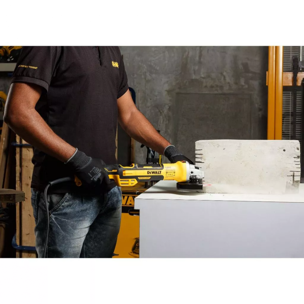 เครื่องเจียรไร้แปรงถ่าน DEWALT DWE4377 QS ขนาด 5 นิ้ว กำลังไฟ 1700 วัตต์