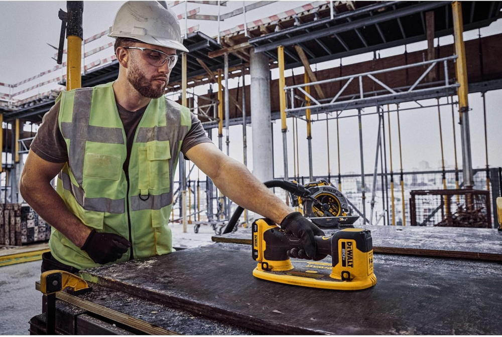 เครื่องดูดสูญญากาศไร้สาย DEWALT DCE592B 20V Max  เครื่องเปล่า 