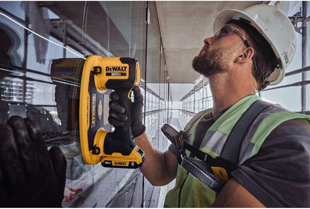 เครื่องดูดสูญญากาศไร้สาย DEWALT DCE592B 20V Max  เครื่องเปล่า 