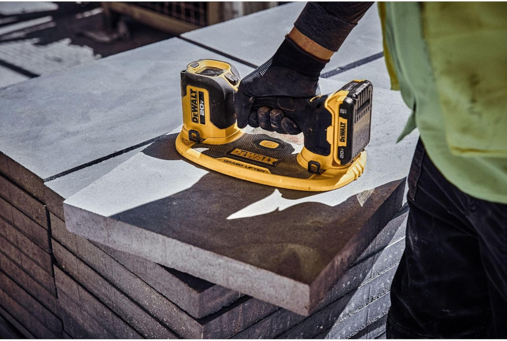 เครื่องดูดสูญญากาศไร้สาย DEWALT DCE592B 20V Max  เครื่องเปล่า 
