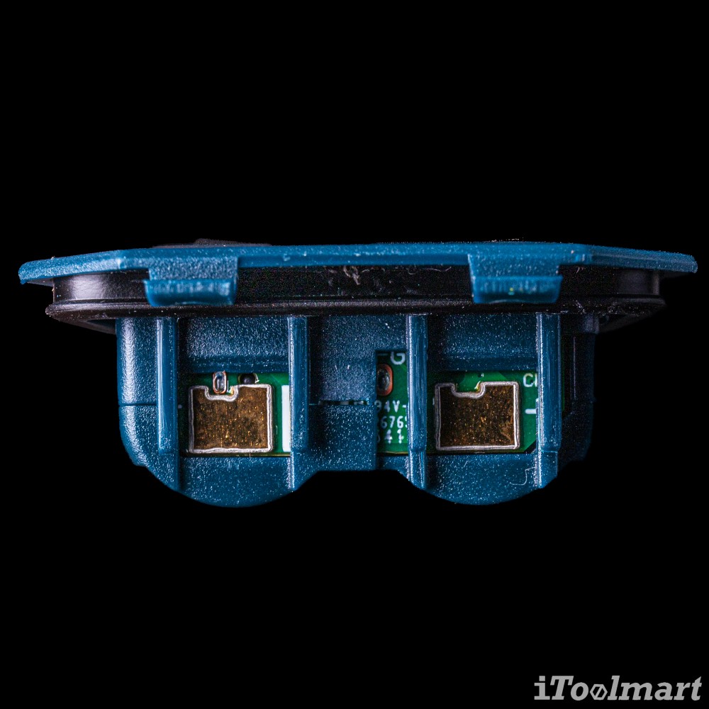 แบตเตอรี่ BOSCH BA 3.7V 1.0Ah (1 608 M00 C5D)