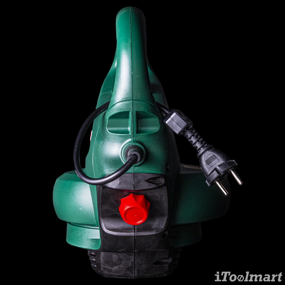 เครื่องเป่าลมไฟฟ้า Bosch UniversalGardenTidy 3000