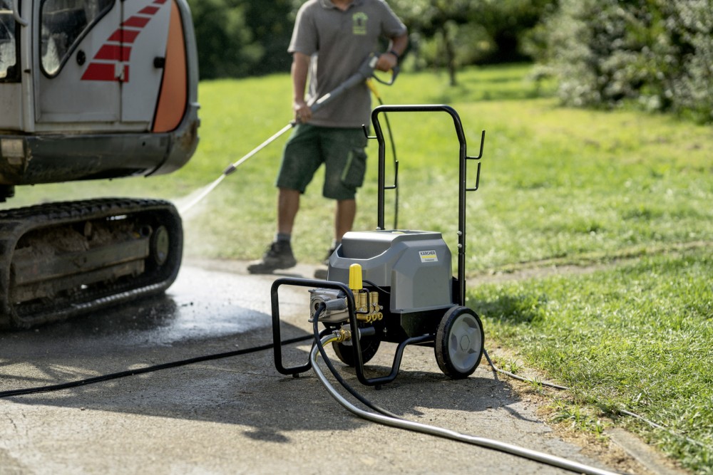 เครื่องฉีดน้ำแรงดันสูง Karcher HD 6/15-4 M Classic*EU DE05 1.367-900.0