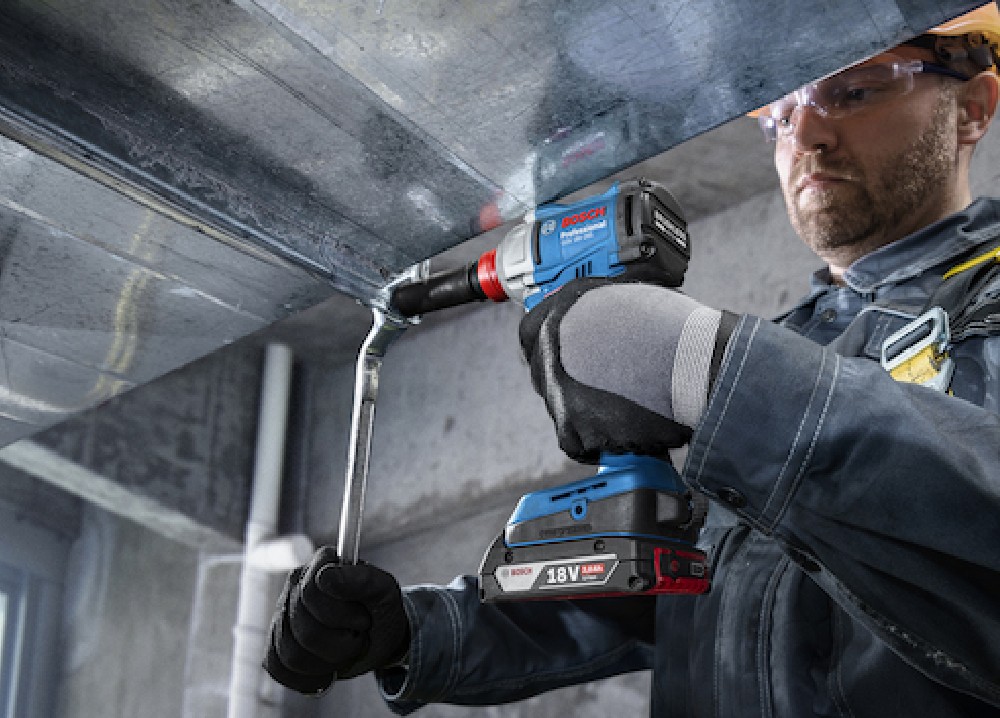 บล็อกกระแทกไร้สาย BOSCH GDX 18V 285