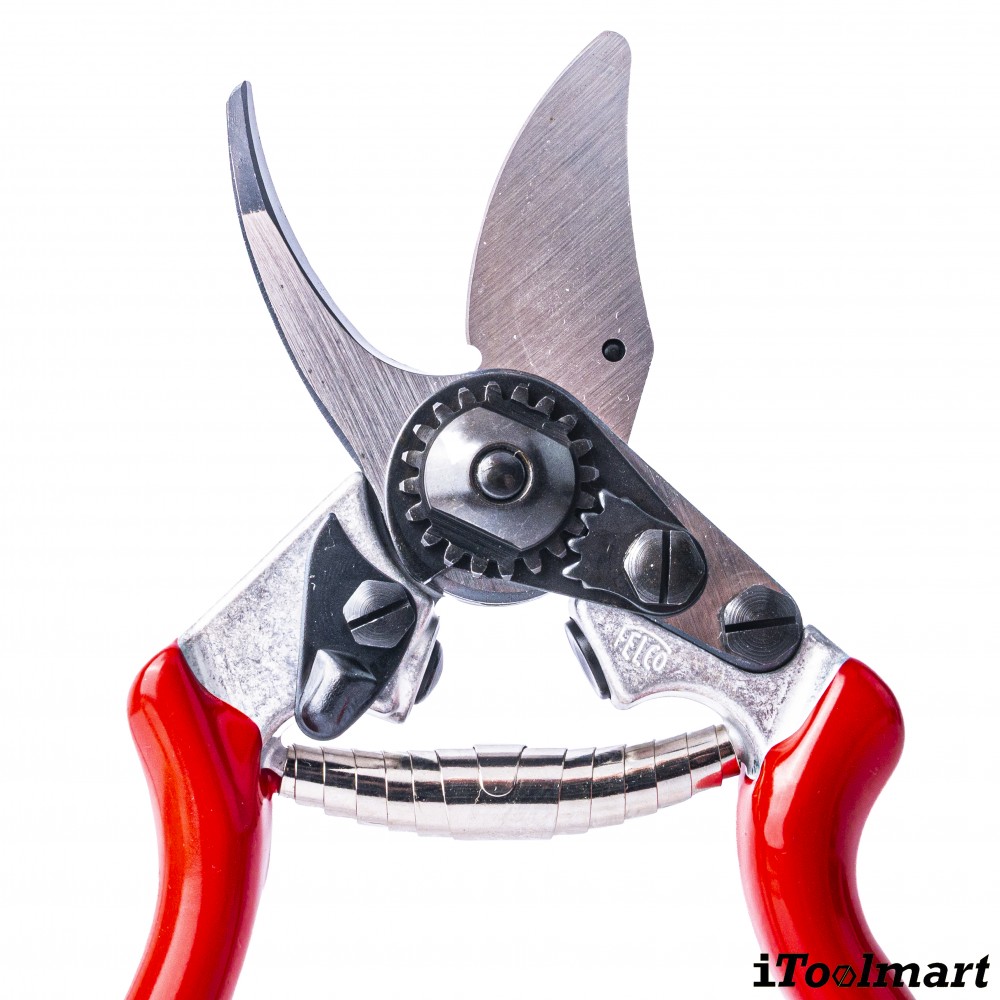 กรรไกรตัดแต่งกิ่งไม้ FELCO 6  made in swiss  สำหรับมือขนาดกลาง