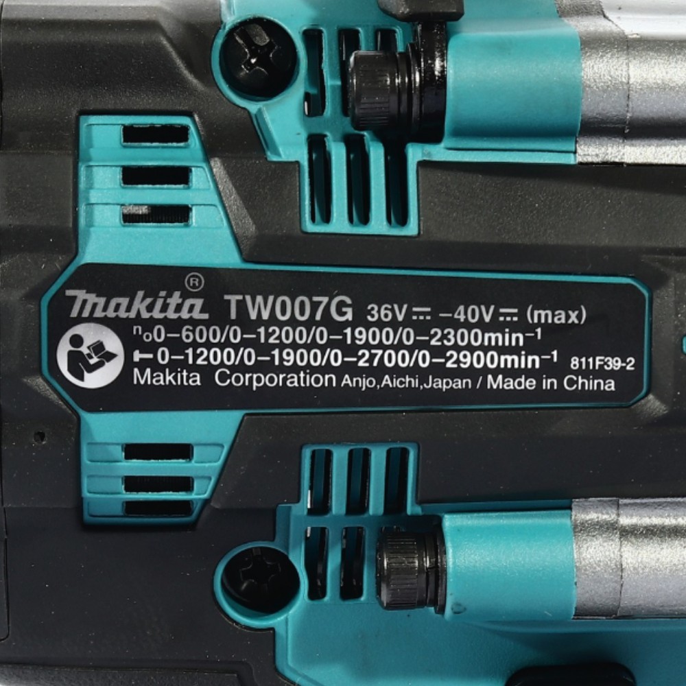 ชุดบล็อกไร้สาย MAKITA TW007GM204 Cordless Impact Wrench 40Vmax ขนาด 1 2 นิ้ว 760 Nm 