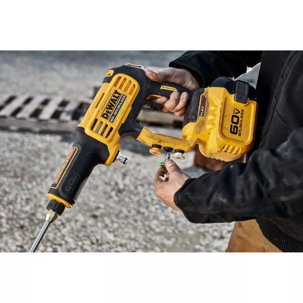 เครื่องฉีดน้ำไร้สาย DEWALT DCPW1000B 60V   ตัวเปล่า 