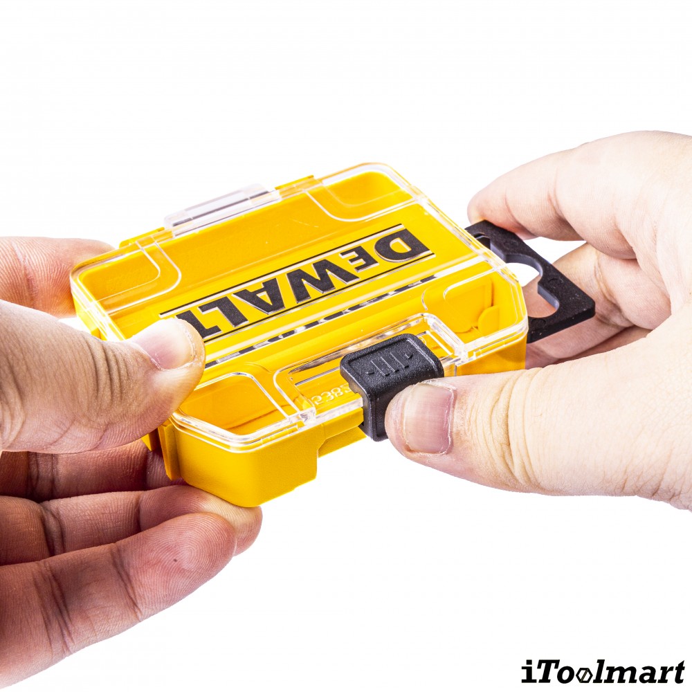 กล่องเก็บอุปกรณ์ช่าง Tough Case DEWALT DT70800-QZ จำนวน 2 กล่อง