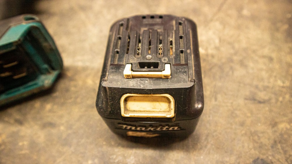 เลือก แบตเตอรี่ Makita อย่างไรไม่ให้พลาด เจาะลึก 12V 18V 40V 