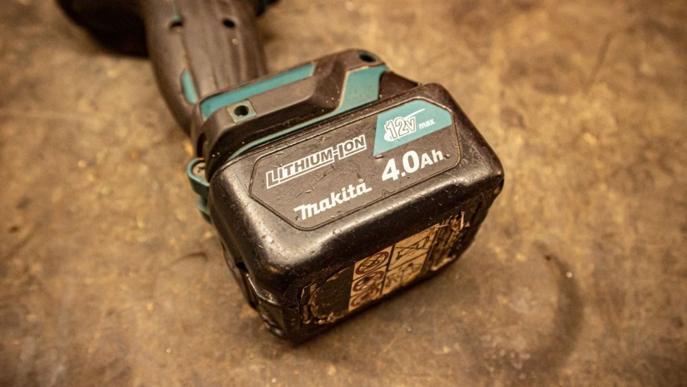 เลือก แบตเตอรี่ Makita อย่างไรไม่ให้พลาด เจาะลึก 12V 18V 40V 