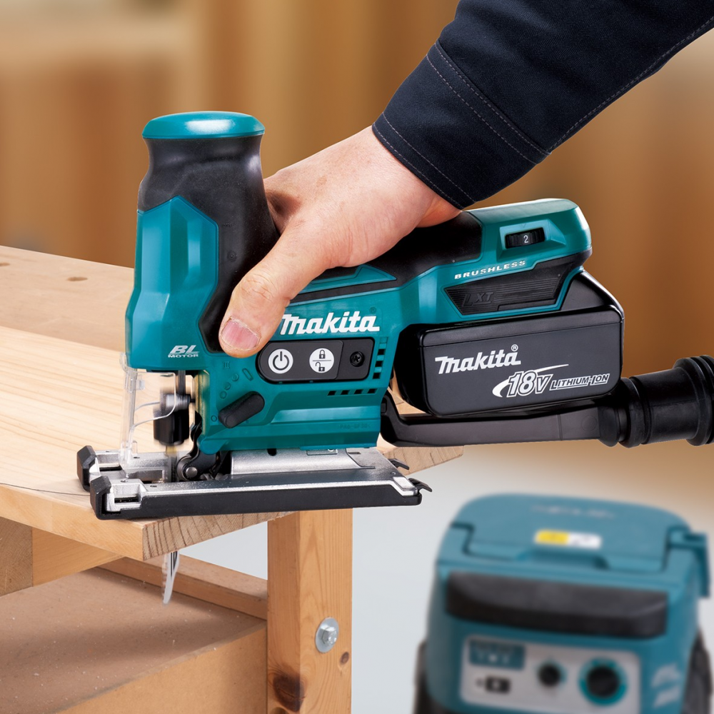 เลื่อยจิ๊กซอร์ไร้สาย MAKITA DJV185Z 18V   ตัวเปล่า 