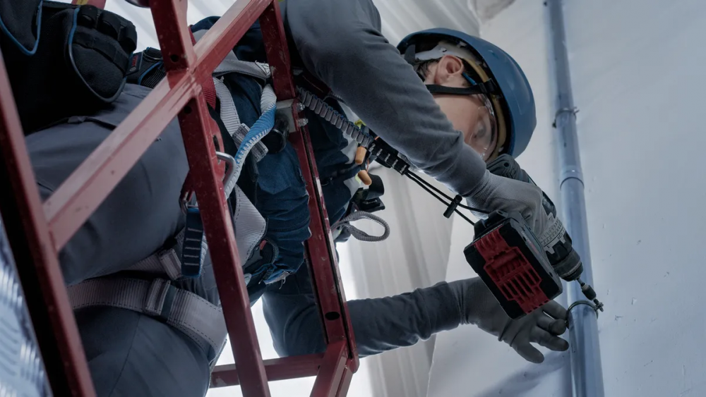 สายเซฟตี้ BOSCH PRO Lanyard Light พร้อมห่วงล็อคคู่ รับน้ำหนักได้ 6 kg 