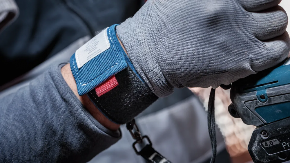 สายเซฟตี้ BOSCH PRO Wristband กันเครื่องมือตกจากที่สูง รับน้ำหนักได้ 2 25  kg 