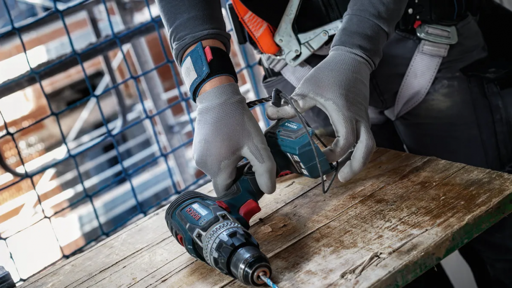 สายเซฟตี้ BOSCH PRO Wristband กันเครื่องมือตกจากที่สูง รับน้ำหนักได้ 2 25  kg 