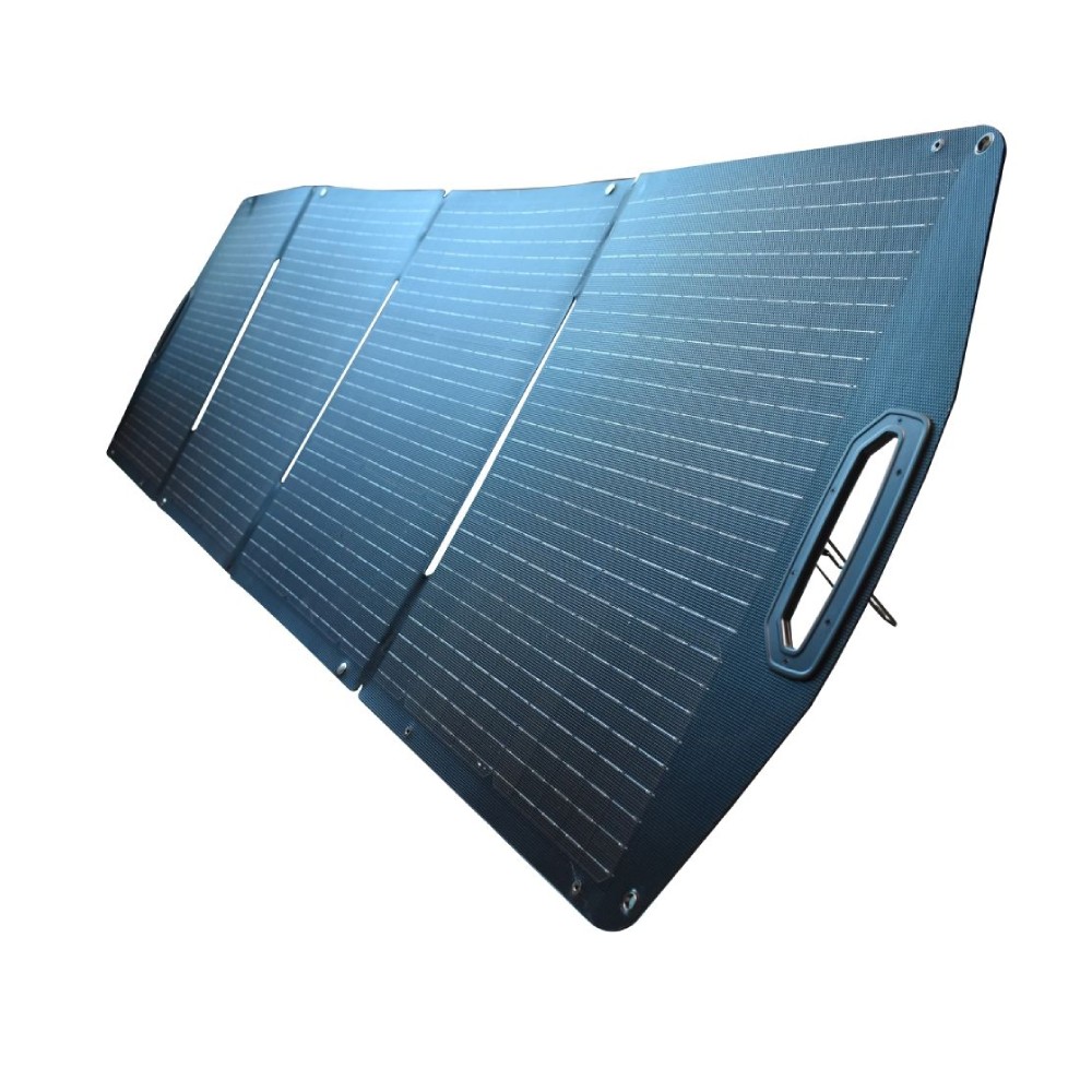 ชุดพาวเวอร์บ็อก พร้อมแผงโซลาร์เซลล์พกพา Bluetti AC70P x Kampf KP 200 Solar panel 200W