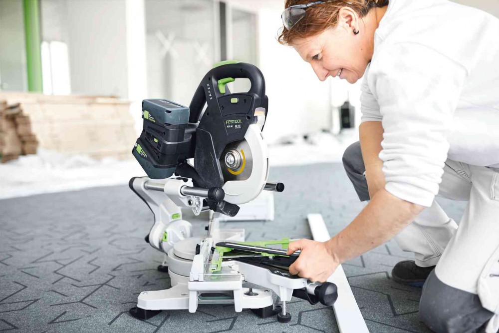 แท่นตัดองศา FESTOOL 576668 KSC 60 EB 5,0 I-UG พร้อมชุดอุปกรณ์