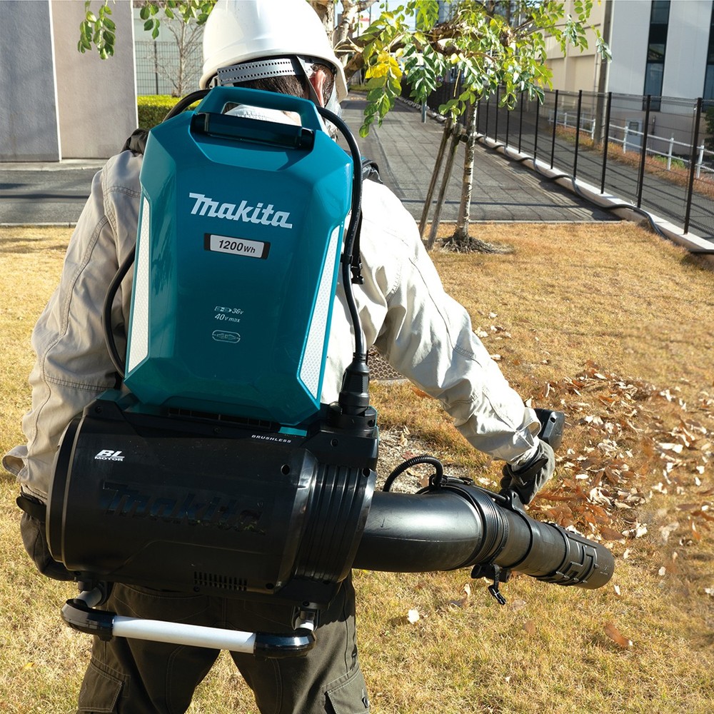 เครื่องเป่าลมไร้สาย MAKITA UB002CZ 40Vmax
