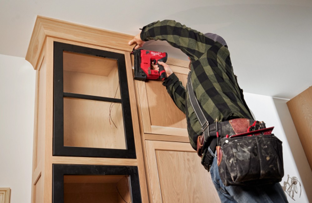 เครื่องยิงตะปูไร้สาย MILWAUKEE M12 FCN18GS 0X0 12V   ตัวเปล่า  