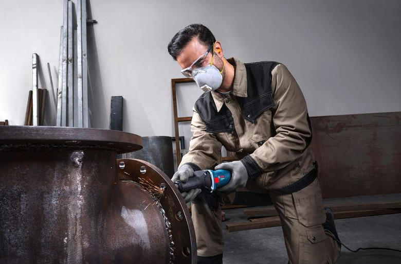 เครื่องเจียรคอตรงไร้สาย BOSCH GGS 18V 10 SLC  ตัวเปล่า 