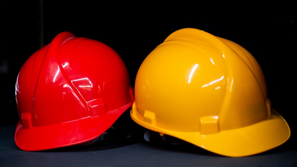 อุปกรณ์เซฟตี้ ที่ควรพกติดรถเอาไว้…สำหรับช่างและงานซ่อมด่วน