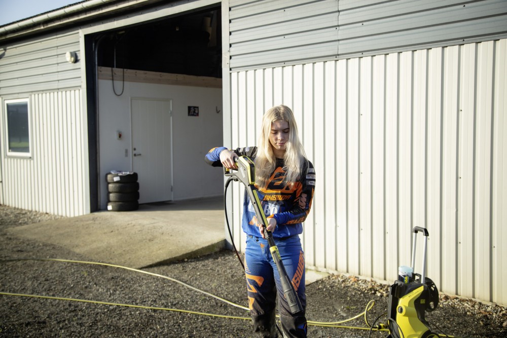 น้ำยาทำความสะอาดรถยนต์ Karcher RM 615 Ultra foam cleaner 6 295 743 0 ขนาด 1 ลิตร น้ำยาทำความสะอาดรถยนต์ Karcher RM 615 Ultra foam cleaner 6 295 743 0 ขนาด 1 ลิตร