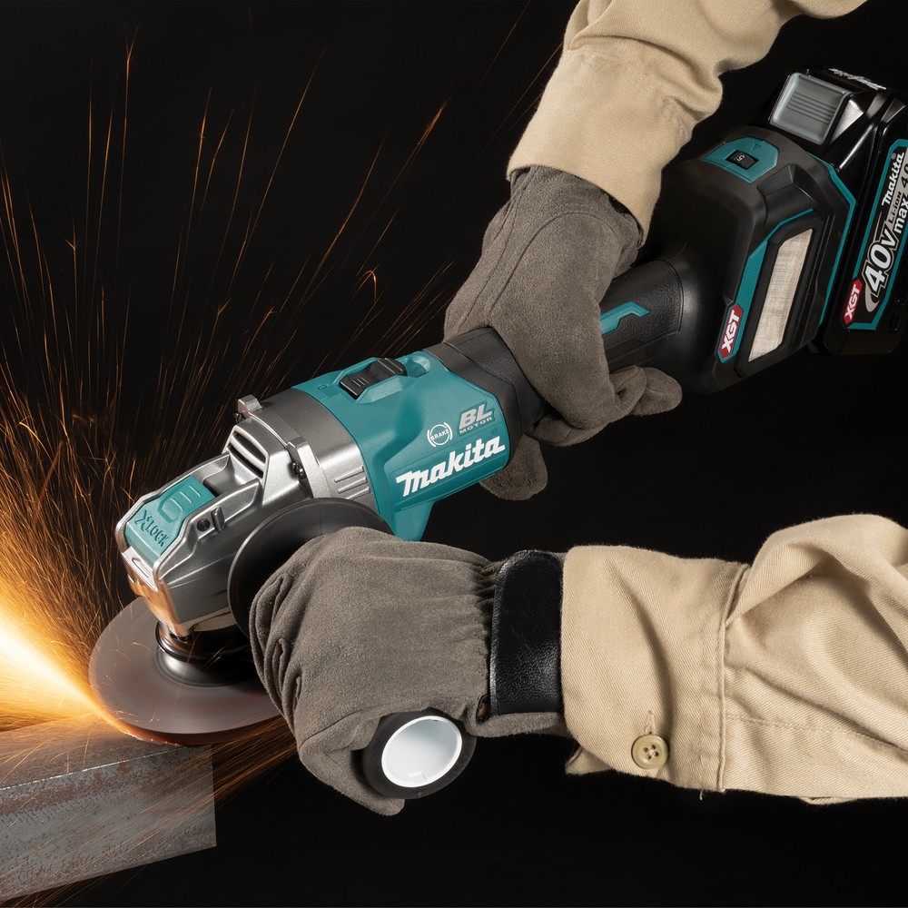 เครื่องเจียร์ไร้สาย ขนาด 5 นิ้ว MAKITA GA041GZ 40V (ตัวเปล่า) 5 inch cordless angle grinder (solo)