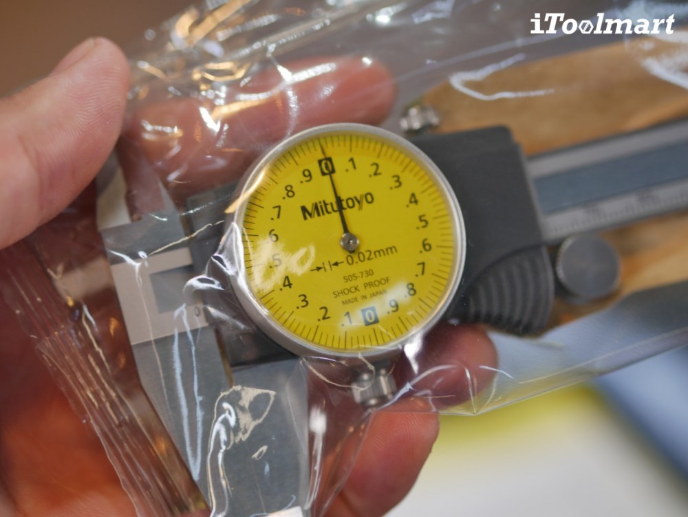 เวอร์เนียหน้าปัดนาฬิกา MITUTOYO 505-730 ขนาด 150 mm.