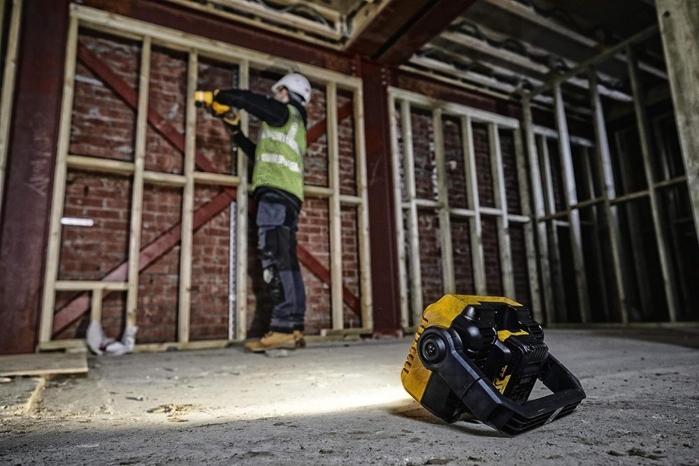 DeWALT DCL077-XJ XR Compact Task Light (Solo)