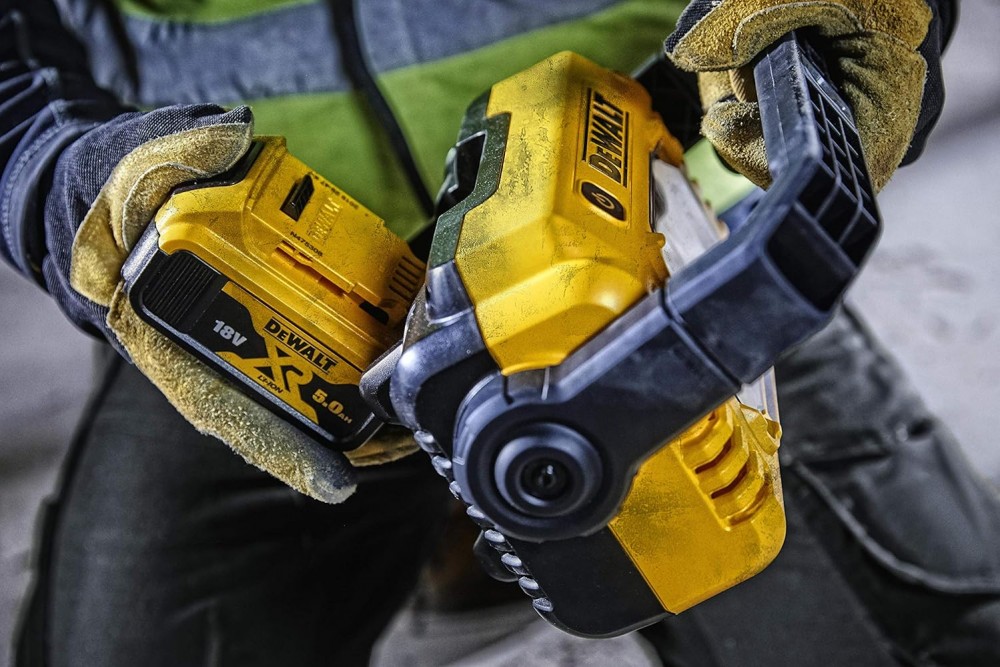 DeWALT DCL077-XJ XR Compact Task Light (Solo)