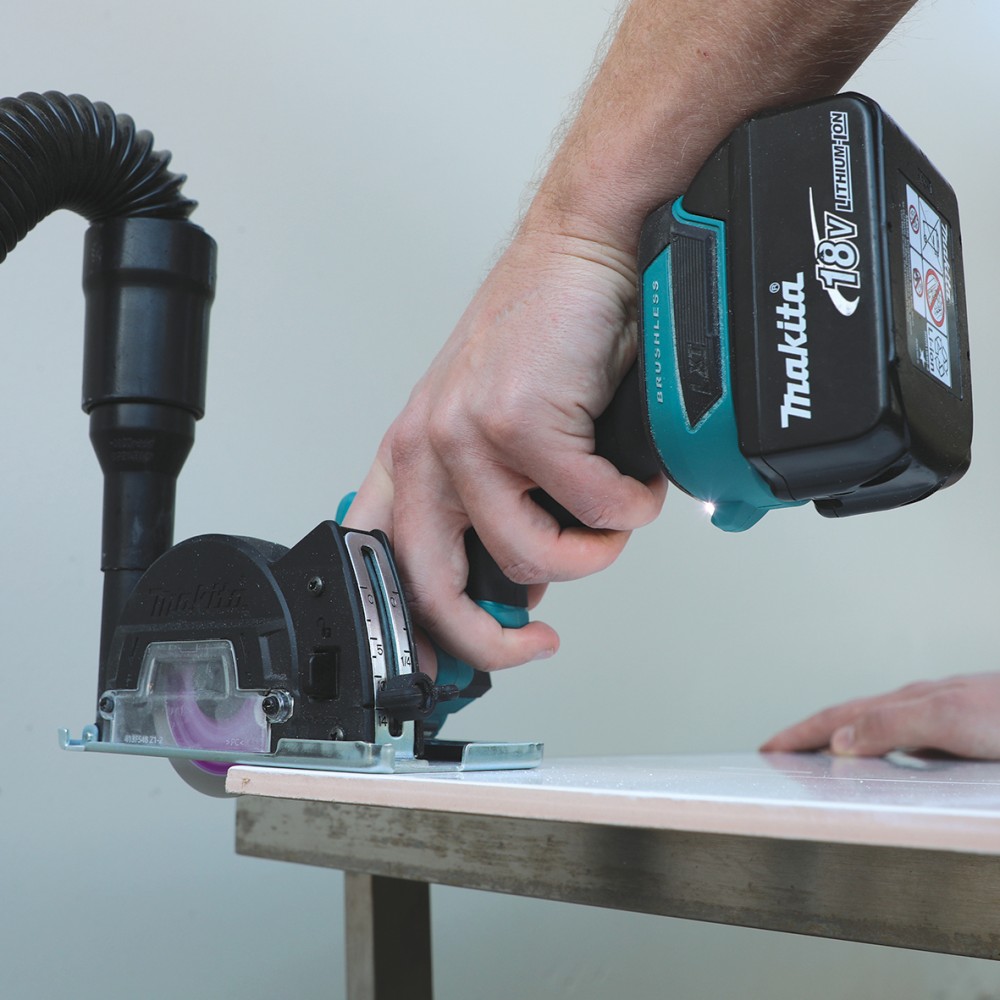 เครื่องตัดอเนกประสงค์ MAKITA DMC300Z 18V ขนาด 76 มม. (3 นิ้ว) (ตัวเปล่า)
