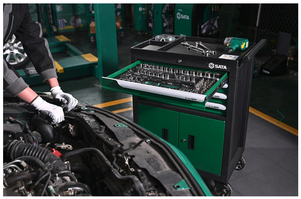 ชุดตู้เครื่องมือช่าง SATA SCAE09948 ขนาด 4 ชั้น พร้อมเครื่องมือ 68 ชิ้น