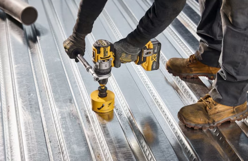 สว่านกระแทกไร้สาย DeWALT DCD1007B มอเตอร์ไร้แปรงถ่าน 20VMax (ตัวเปล่า)