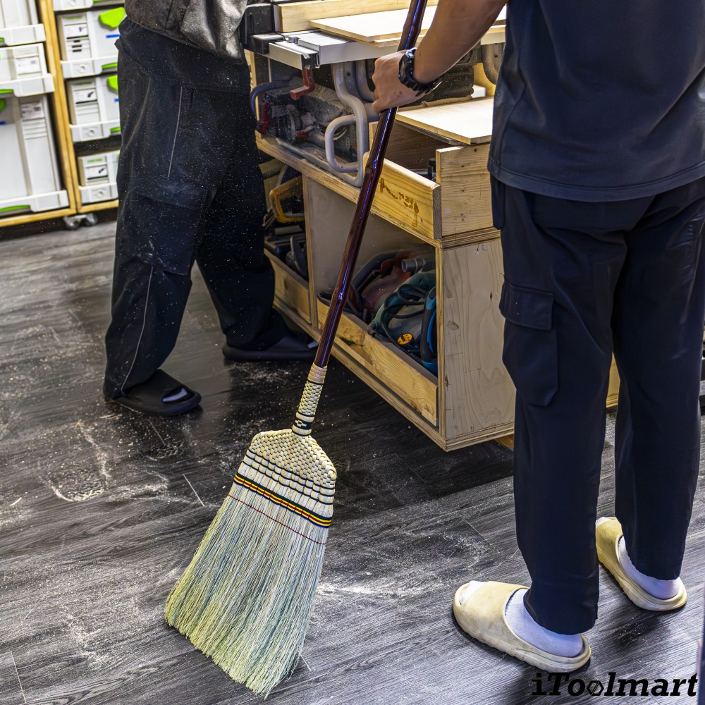ไม้กวาดญี่ปุ่น Inaki 0401 Daily Clean Zashiki Broom ทรงตรง ด้ามยาว