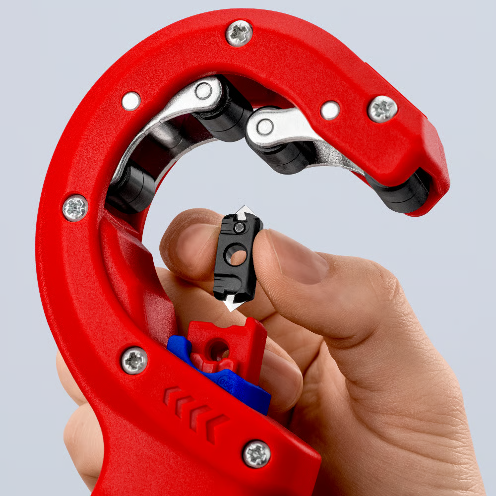 คัตเตอร์ตัดท่อพลาสติก KNIPEX DPT50 90 23 02 BK