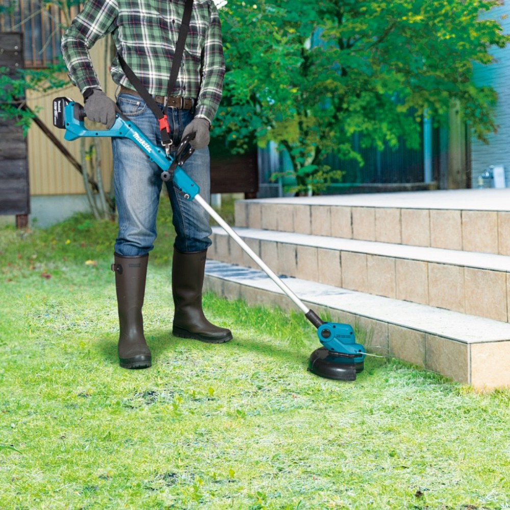 เครื่องตัดหญ้าไร้สาย MAKITA DUR193RF พร้อมแบตเตอรี่และแท่นชาร์จ