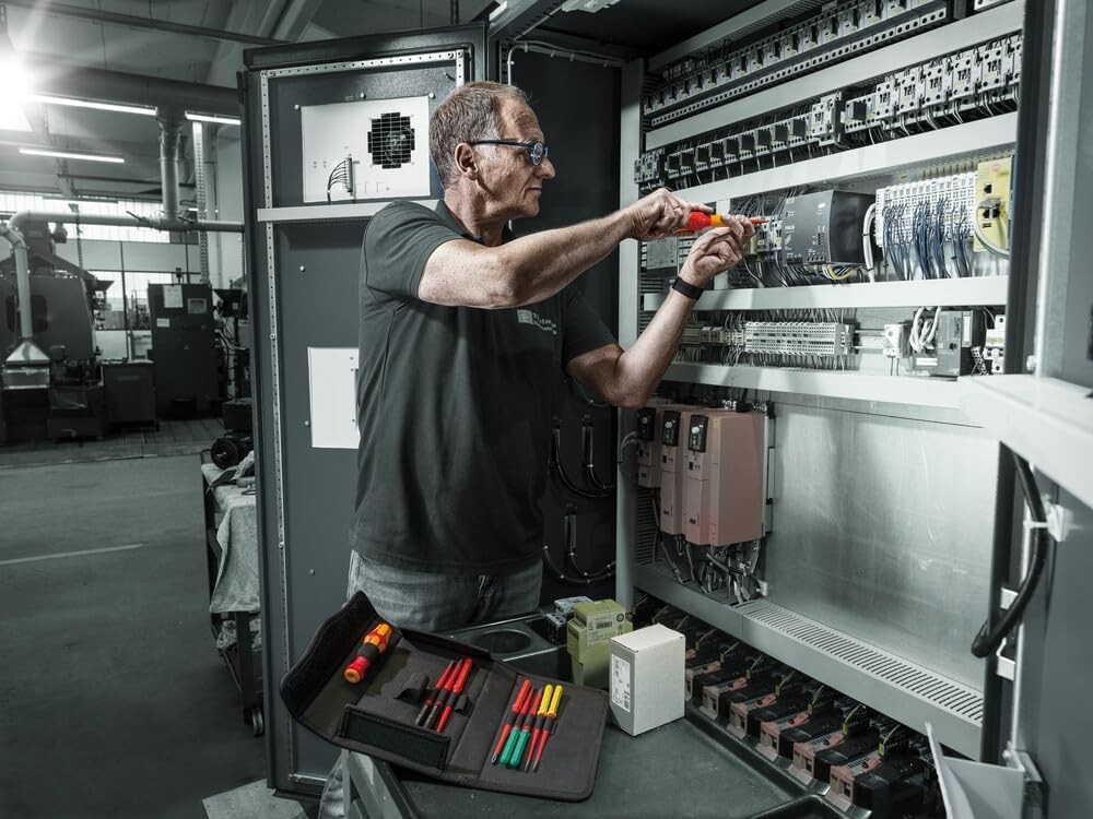 ชุดไขควง Wera Kraftform Kompakt VDE Safe Torque Speed ​​Basic 1 05006634001 ชุด 11 ชิ้น