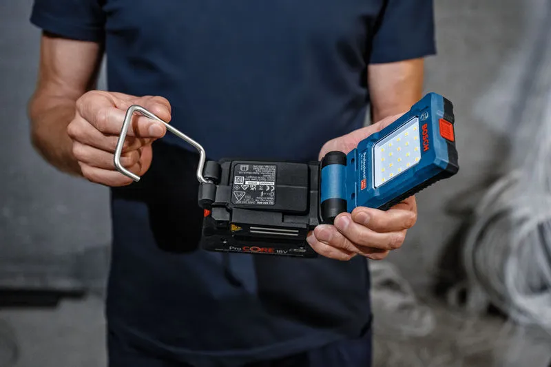 โคมไฟไร้สาย 18V  BOSCH GLI 18V 800 Professional  ตัวเปล่า 