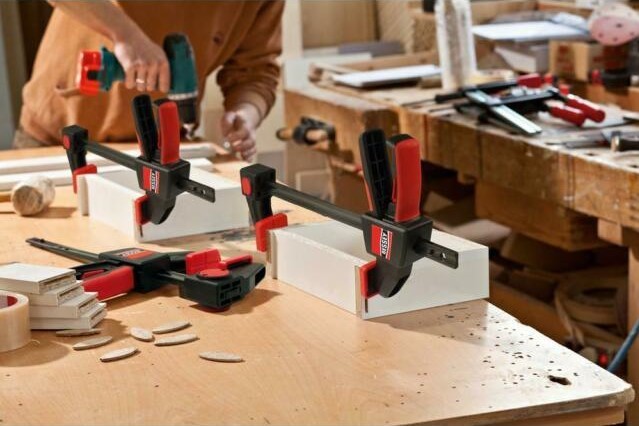 BESSEY ONE-HANDED CLAMP MED-LIGHT DUTY 150 mm.