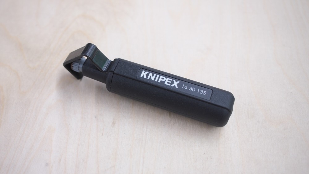 KNIPEX 16 30 135 SB