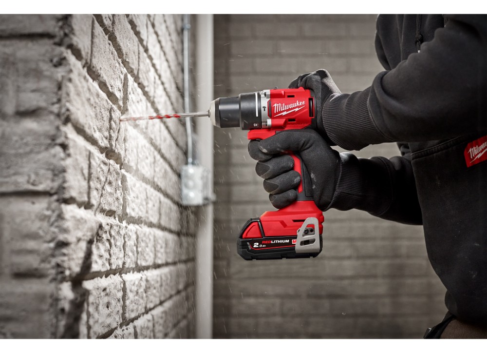 สว่านกระแทกไร้สาย Milwaukee M18-BLPDRC